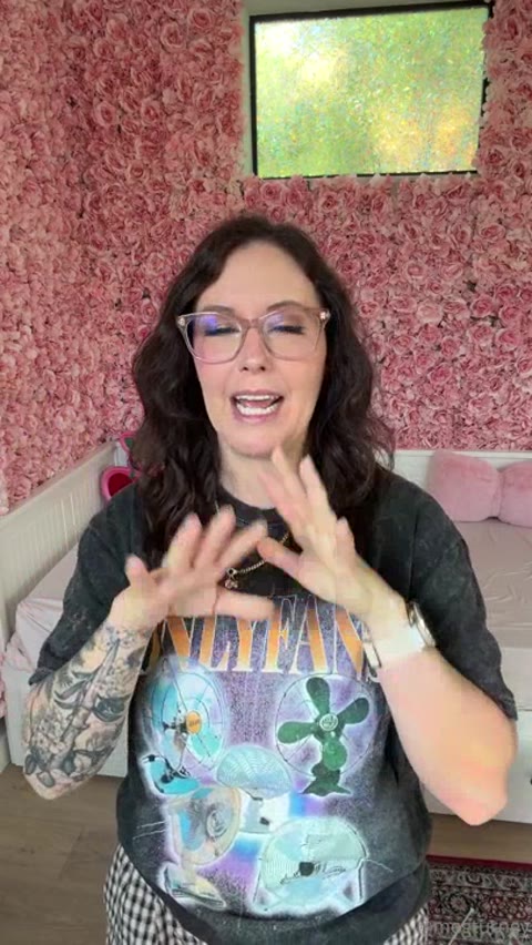 Megturney Megturney nude Instagram photo 13 — @megturney leaked