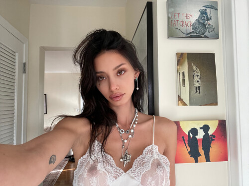 Kailegoh — Instagram girl nude model